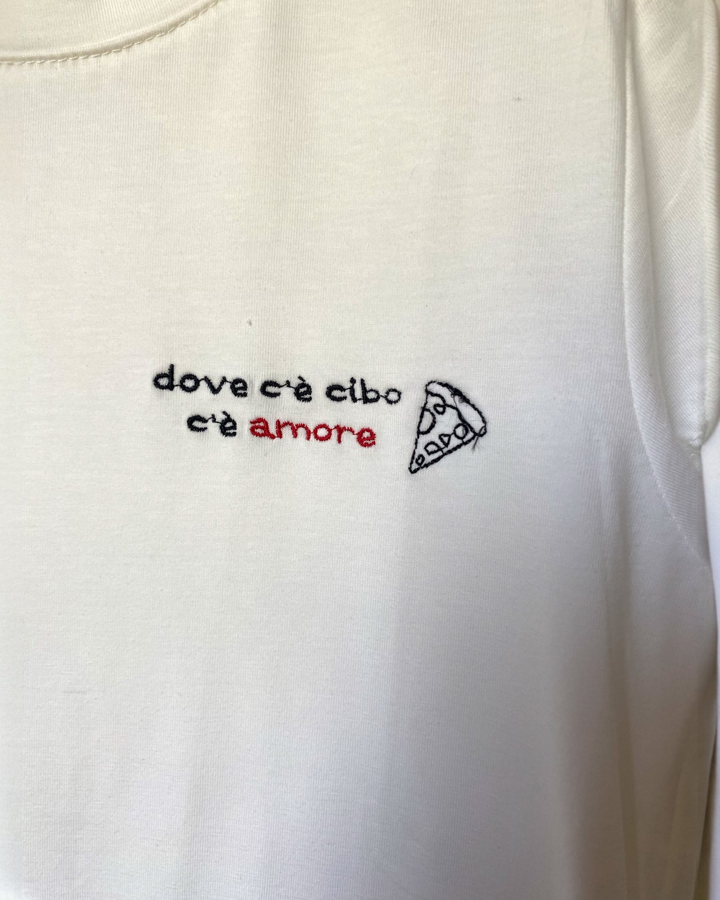T-shirt ricamate