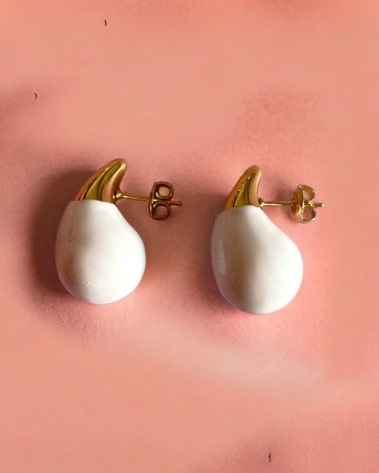 Orecchini a goccia colorati